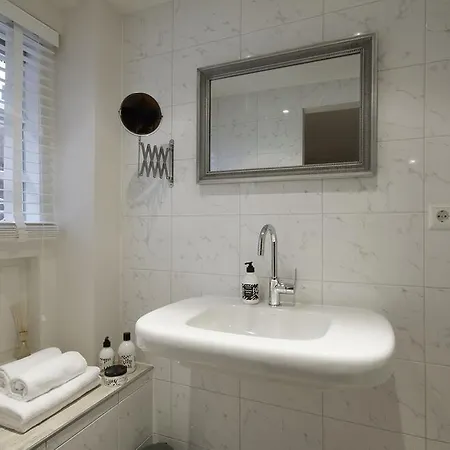 Aparthotel Karel De Grote *